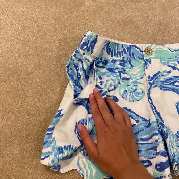 Lilly Pulitzer Buttercup Shorts - Picture 3 of 7